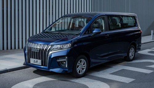 北汽制造新派商务全能MPV 王牌M7